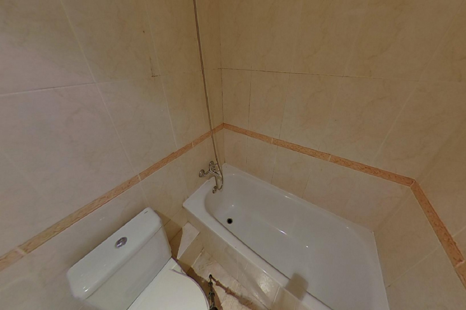  till salu lägenhet L'barri Amunt Baix Llobregat 5