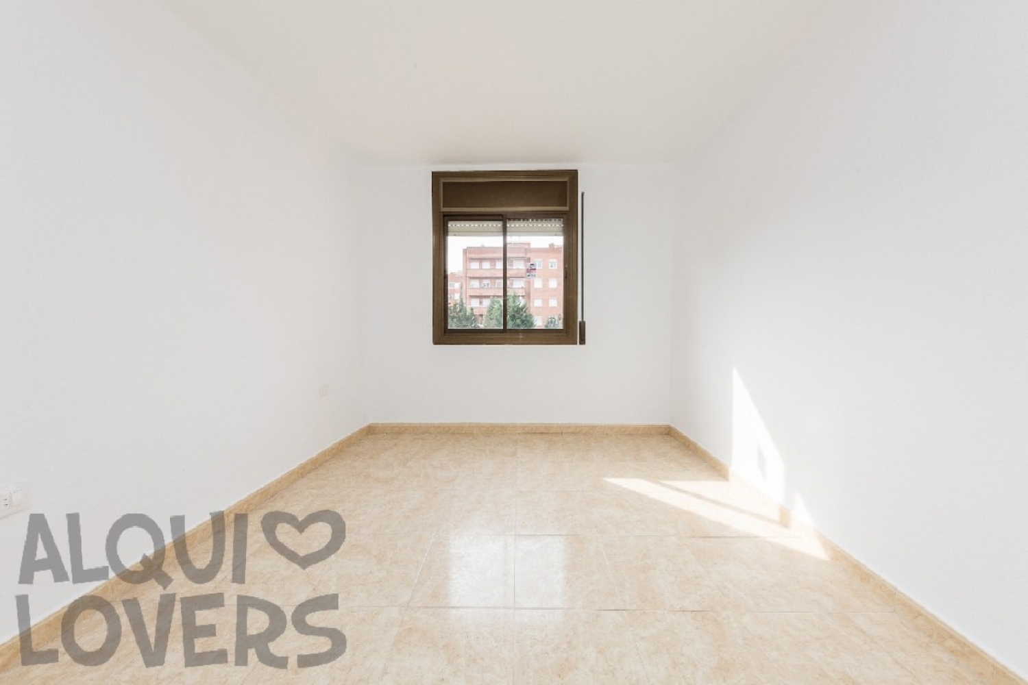  till salu lägenhet L'hospitalet De Llobregat Centre Barcelonès 7