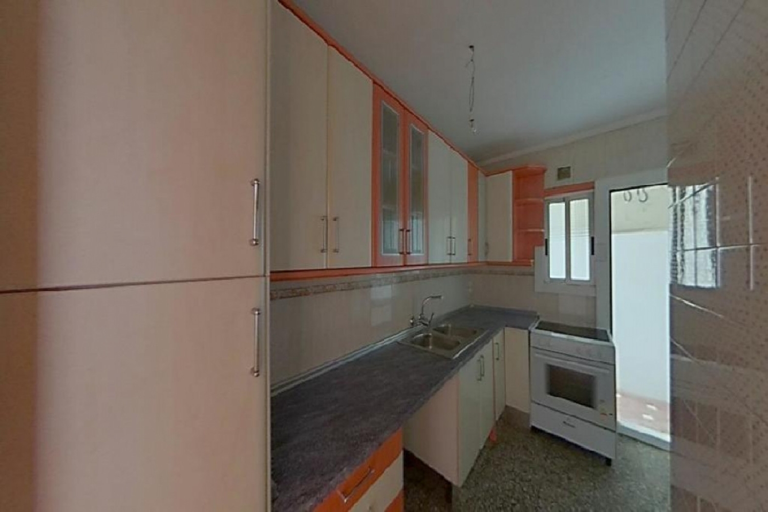  till salu lägenhet L'hospitalet De Llobregat Centre Barcelonès 6