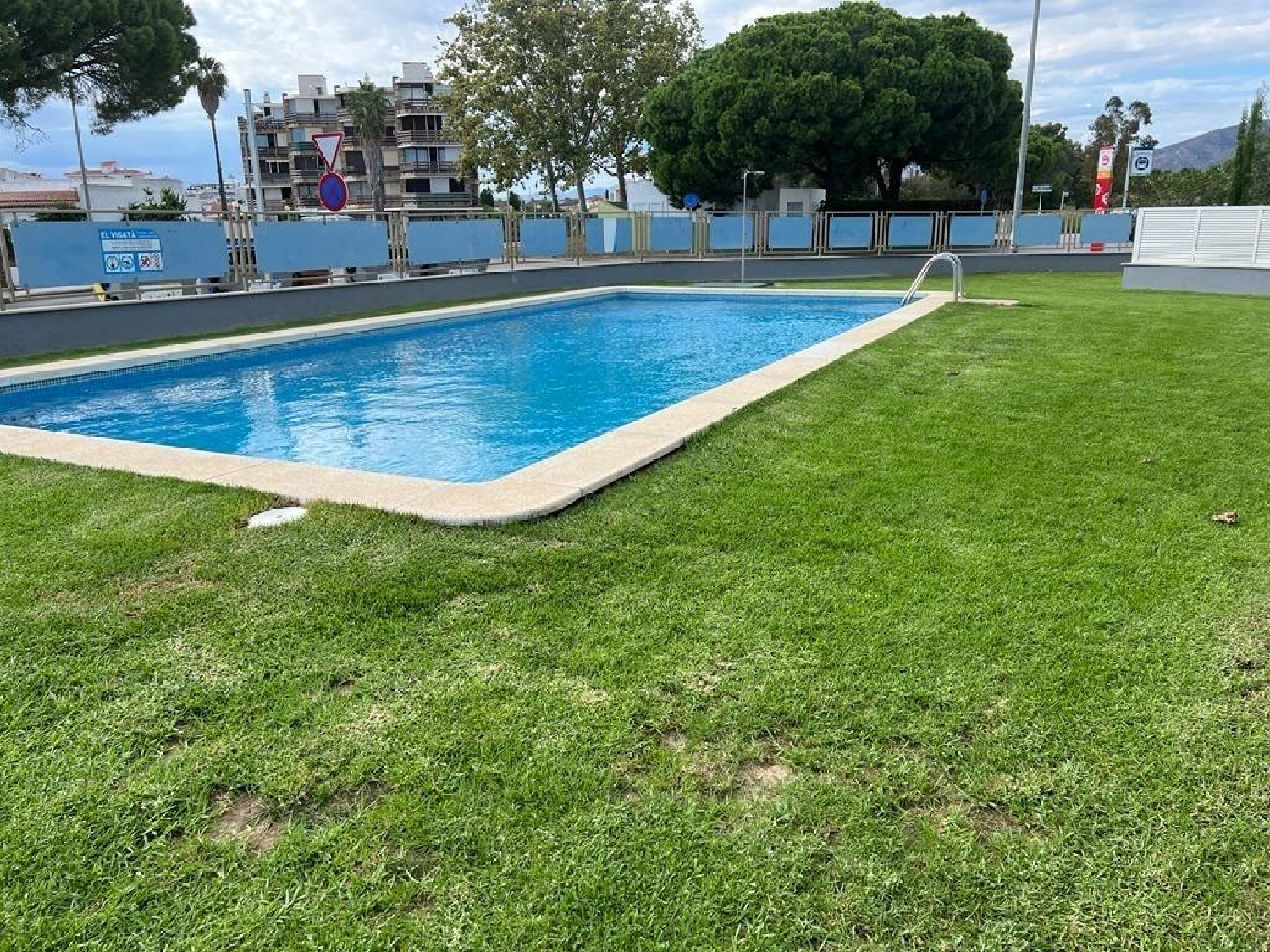 till salu lägenhet Mas Oliva Alt Empordà 2