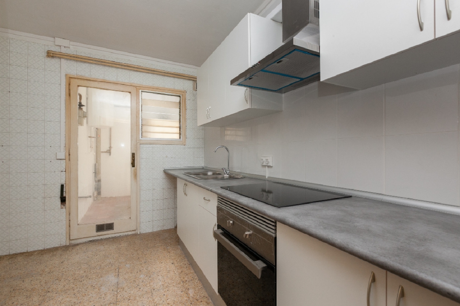 till salu lägenhet Nou Barris-Porta Barcelonès 2