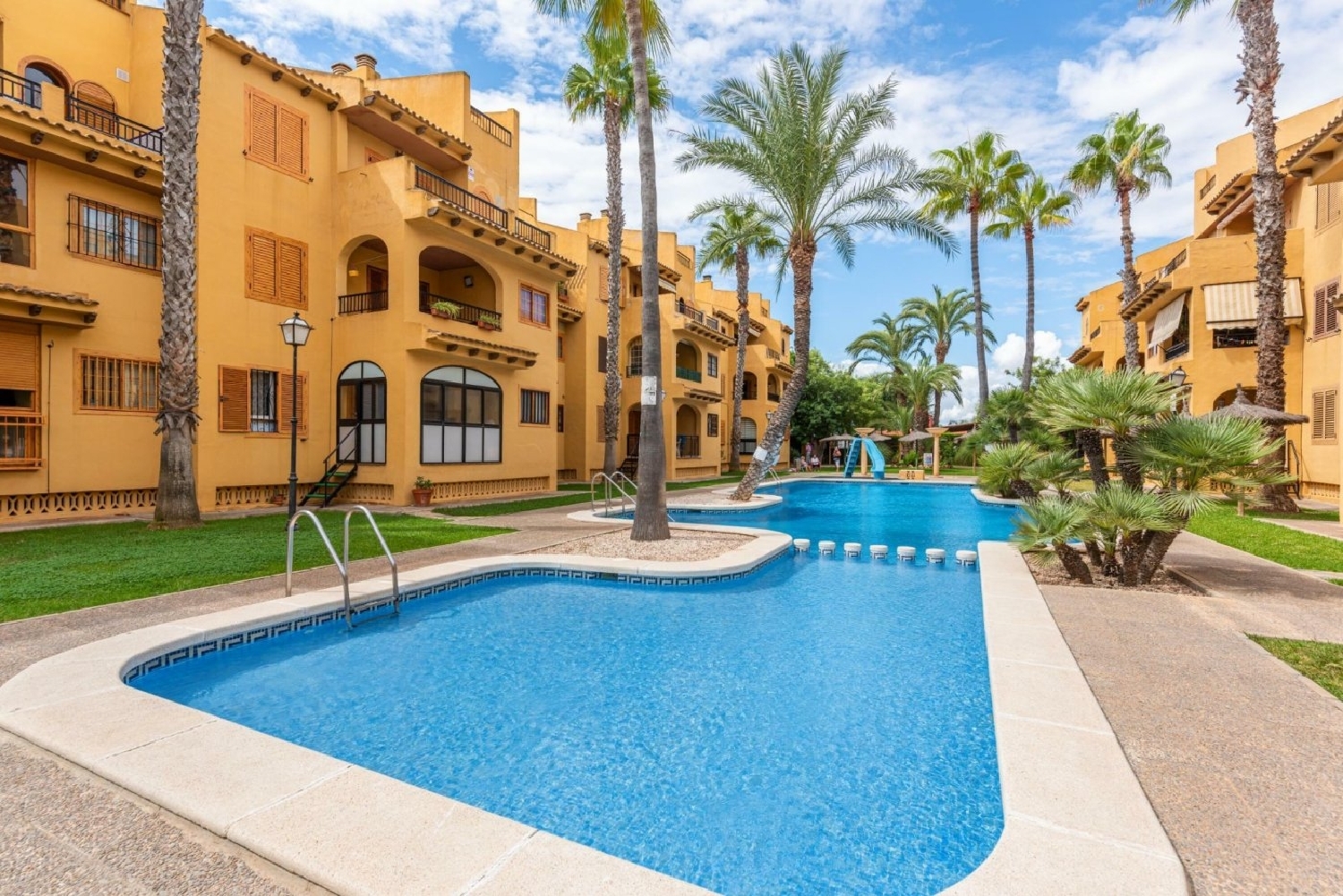  te koop appartement Torrevieja Baix Segura 12