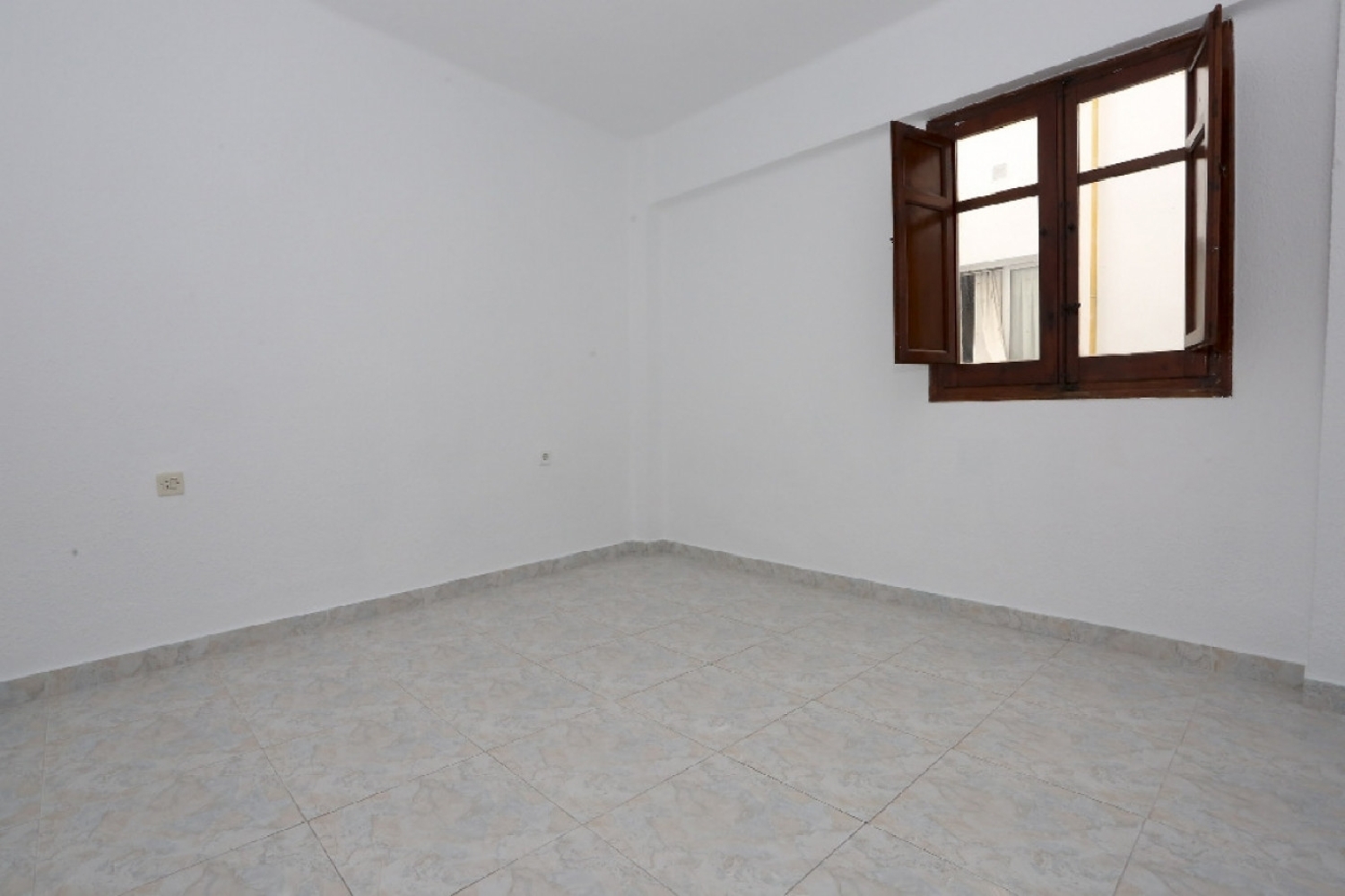  till salu lägenhet Pueblo Nuevo Valencia 6