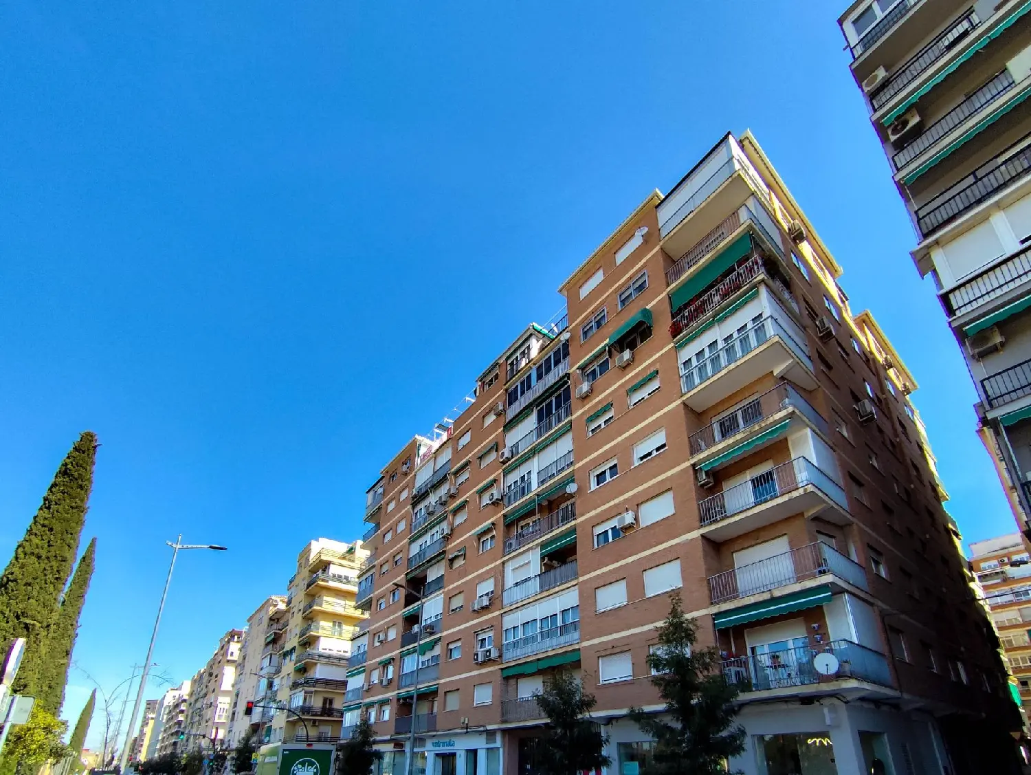  till salu lägenhet Ronda Vega De Granada 1