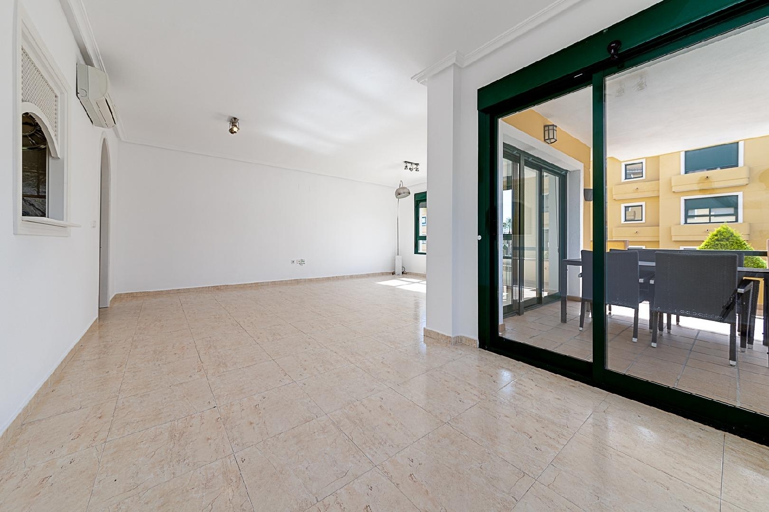 till salu lägenhet Urbanización La Florida Baix Segura 1