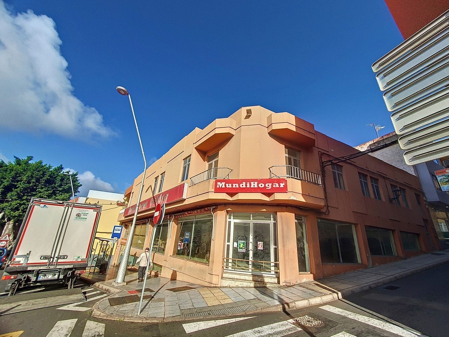  till salu byggnad Anzofe Y El Salon Área Norte 1