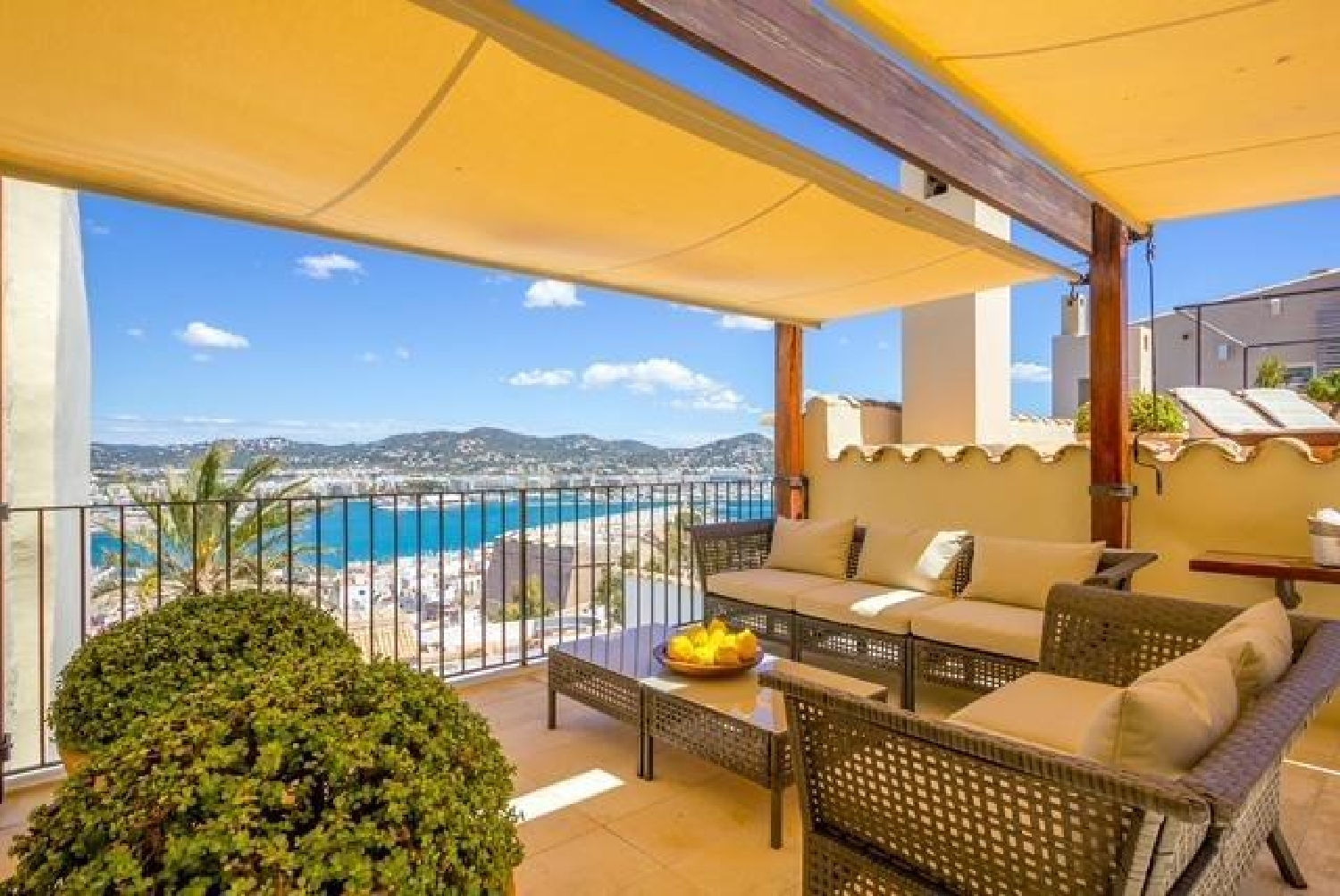 à vendre batiment Cap Martinet Santa Eulària Des Riu 3
