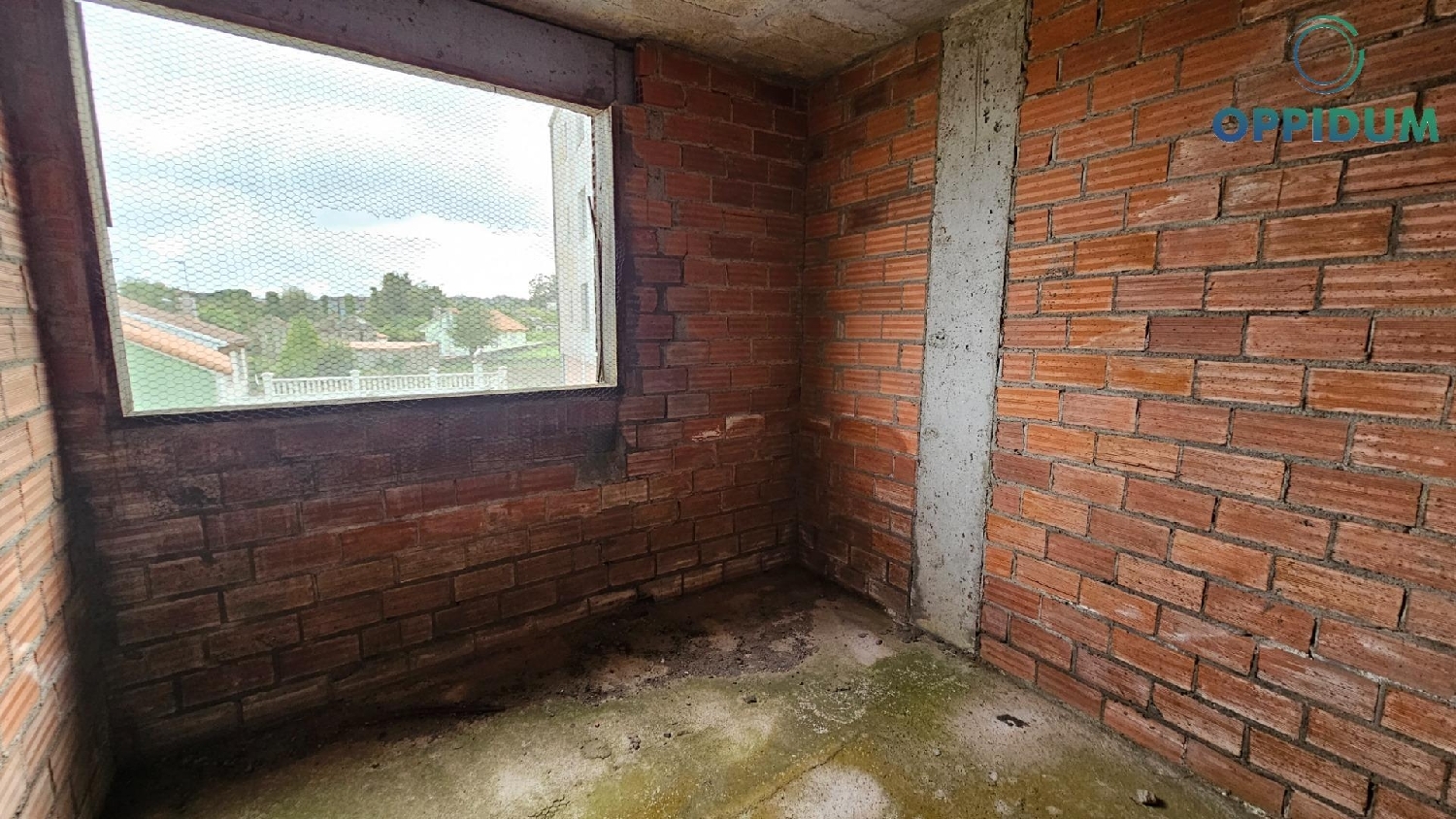  till salu byggnad Centulle Bergantiños 7