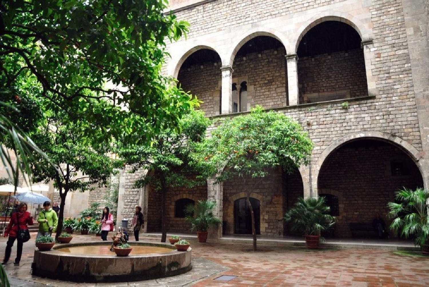 till salu byggnad Ciutat Vella-Gòtic Barcelonès 2