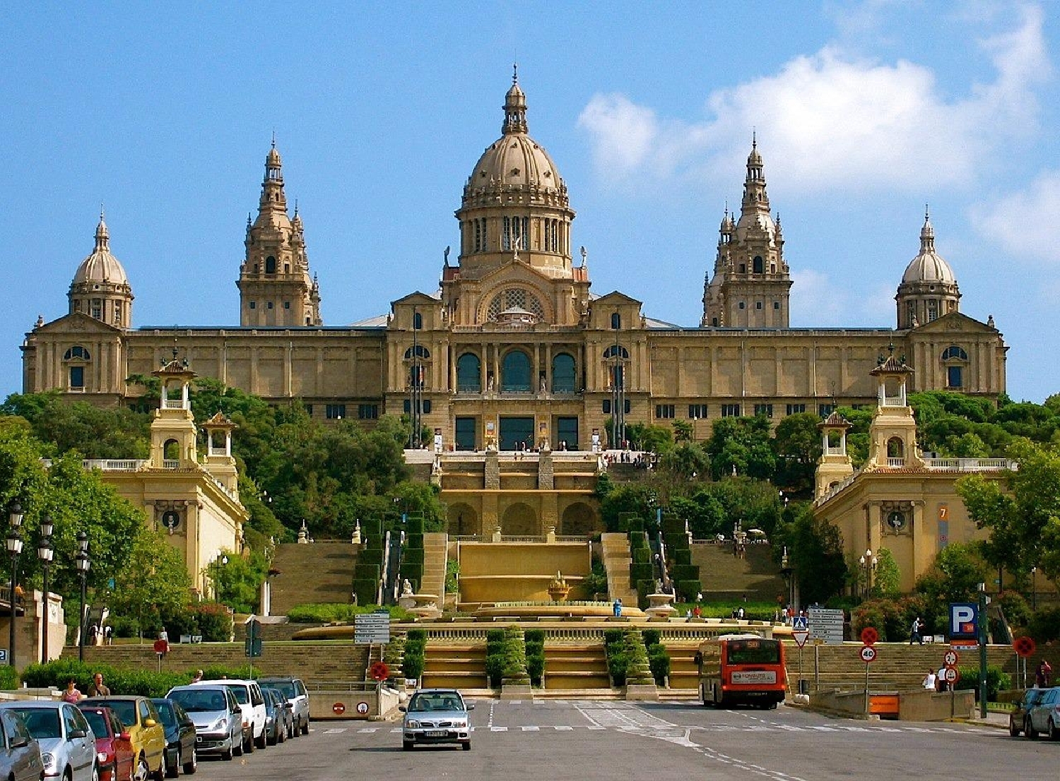  till salu byggnad Eixample-Sant Antoni Barcelonès 5