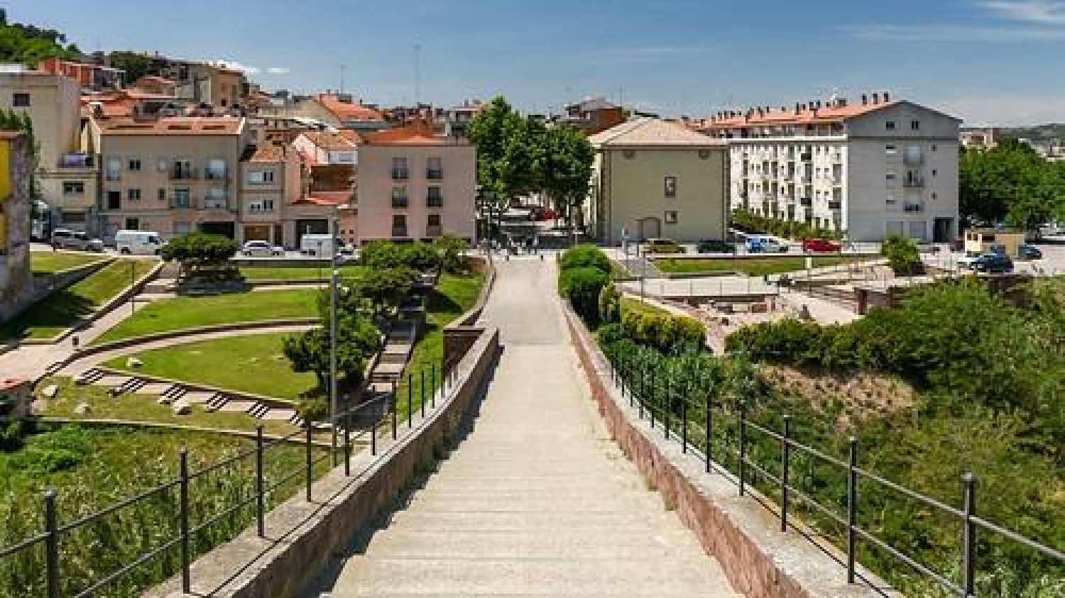 till salu byggnad Martorell Baix Llobregat 3