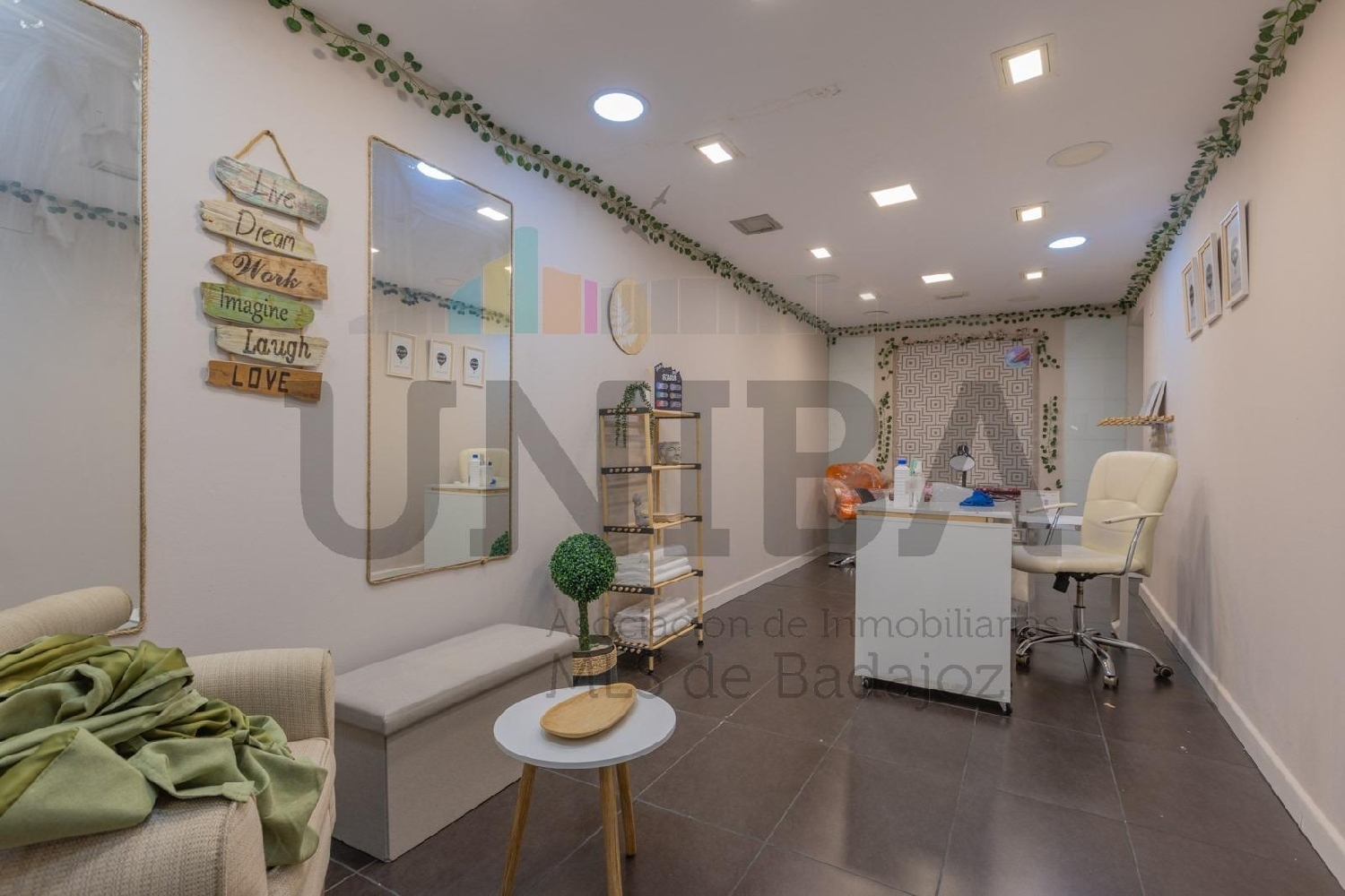 till salu byggnad Pardaleras-Ciudad Jardín Badajoz 3