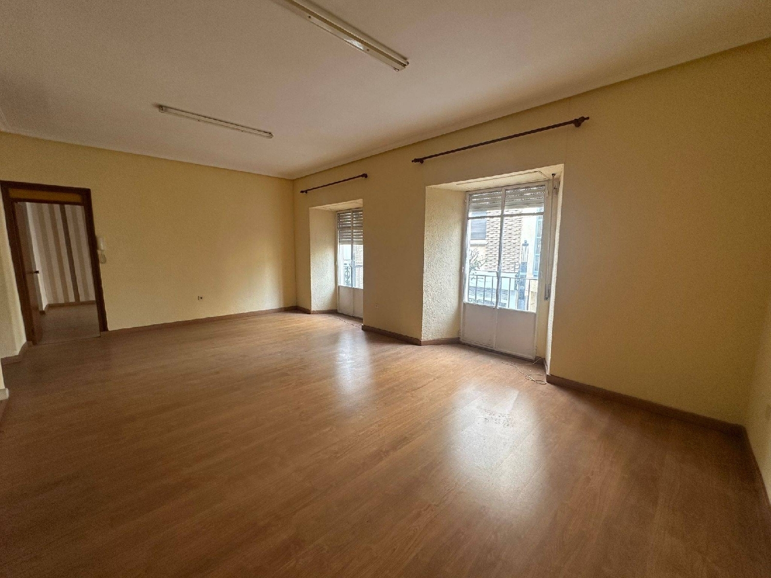  te koop gebouw Pardaleras-Ciudad Jardín Badajoz 8