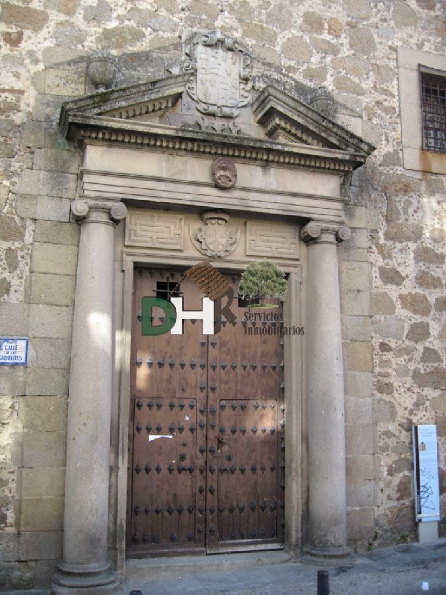 till salu byggnad Pradochano Plasencia 3