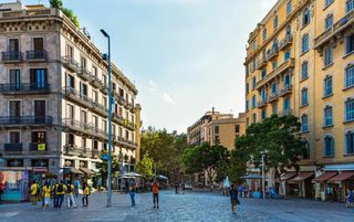  for sale building Sant Martí-El Parc I La Llacuna Barcelonès 6