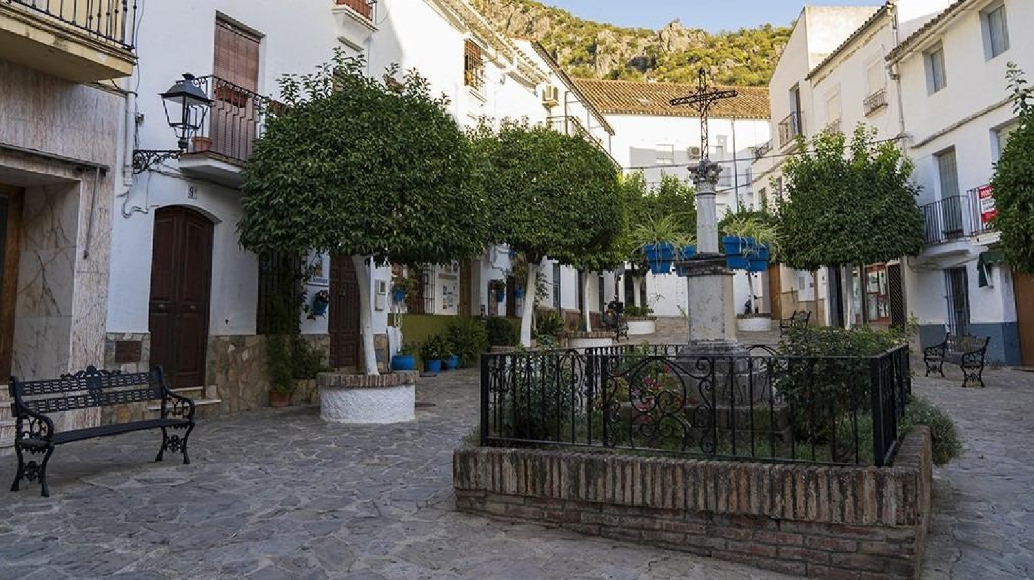  till salu byggnad Ubrique Sierra De Cádiz 1