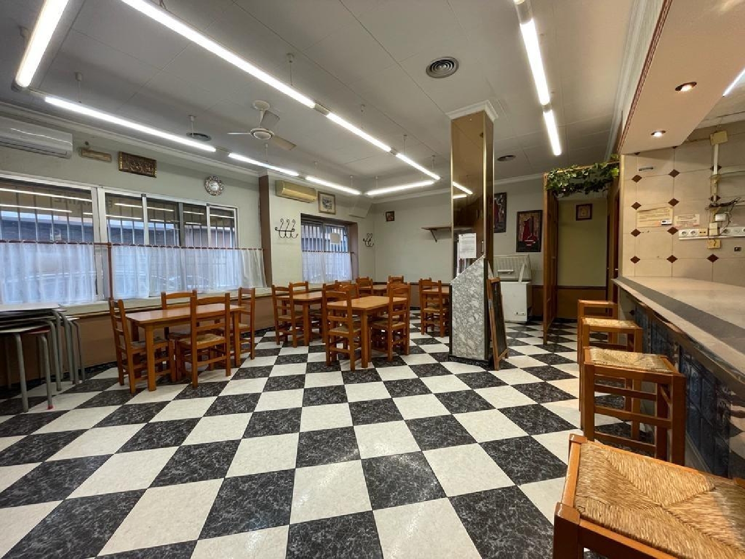 till salu kommersiell Alberic Ribera Alta 4