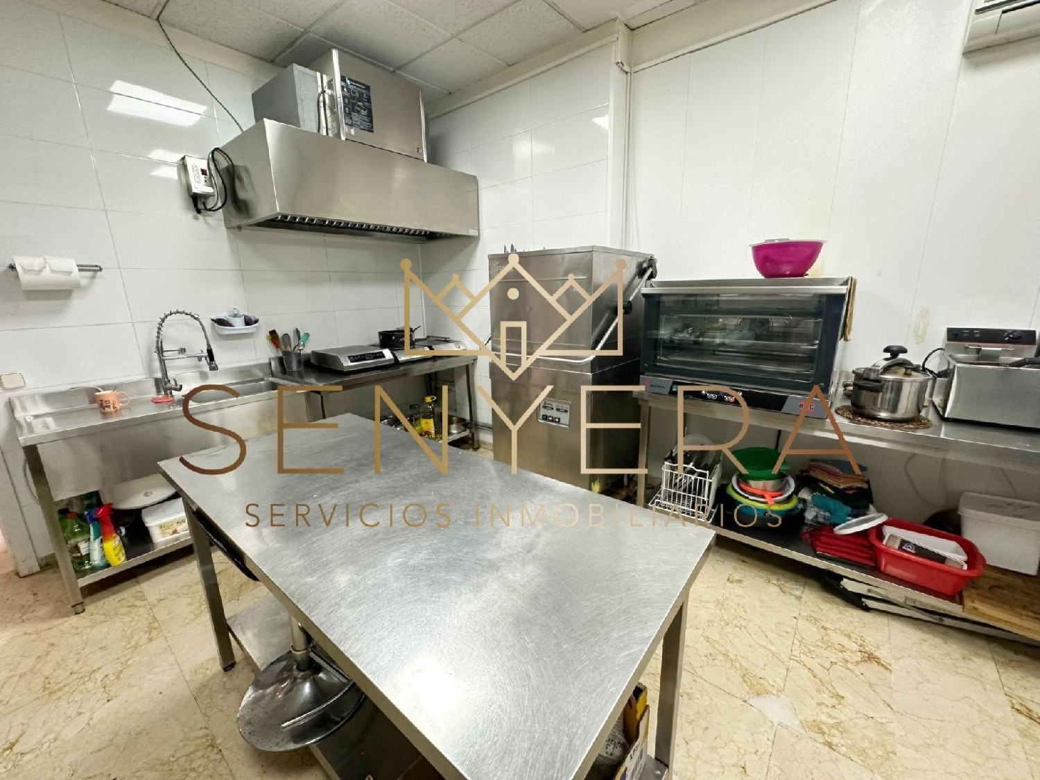 till salu kommersiell Barrio De La Luz Horta Oest 3