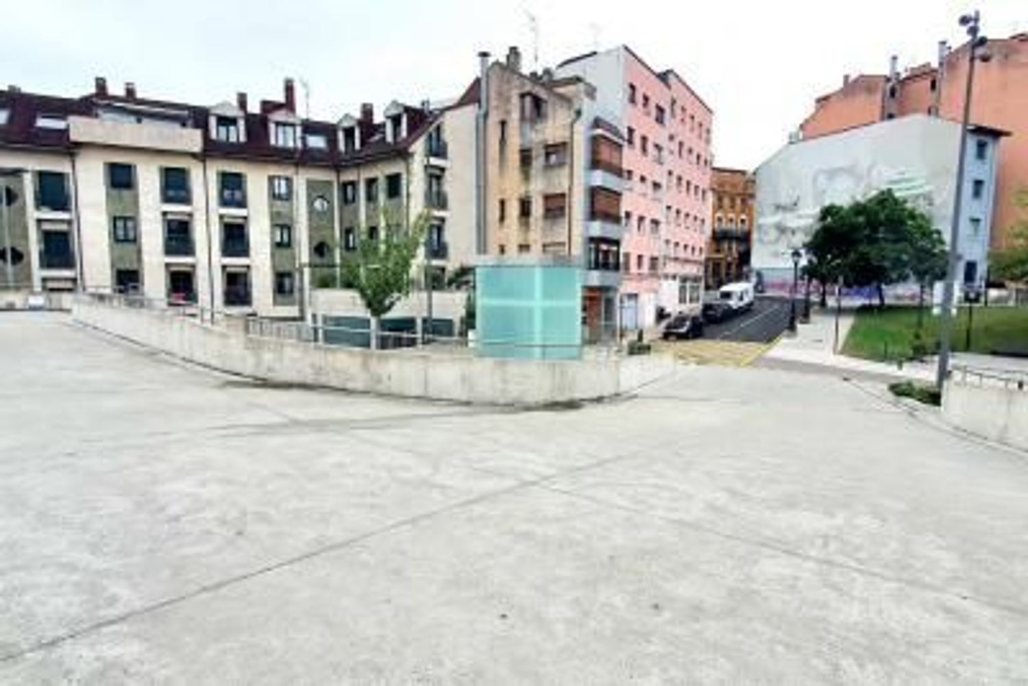 till salu kommersiell El Pando Oviedo 3