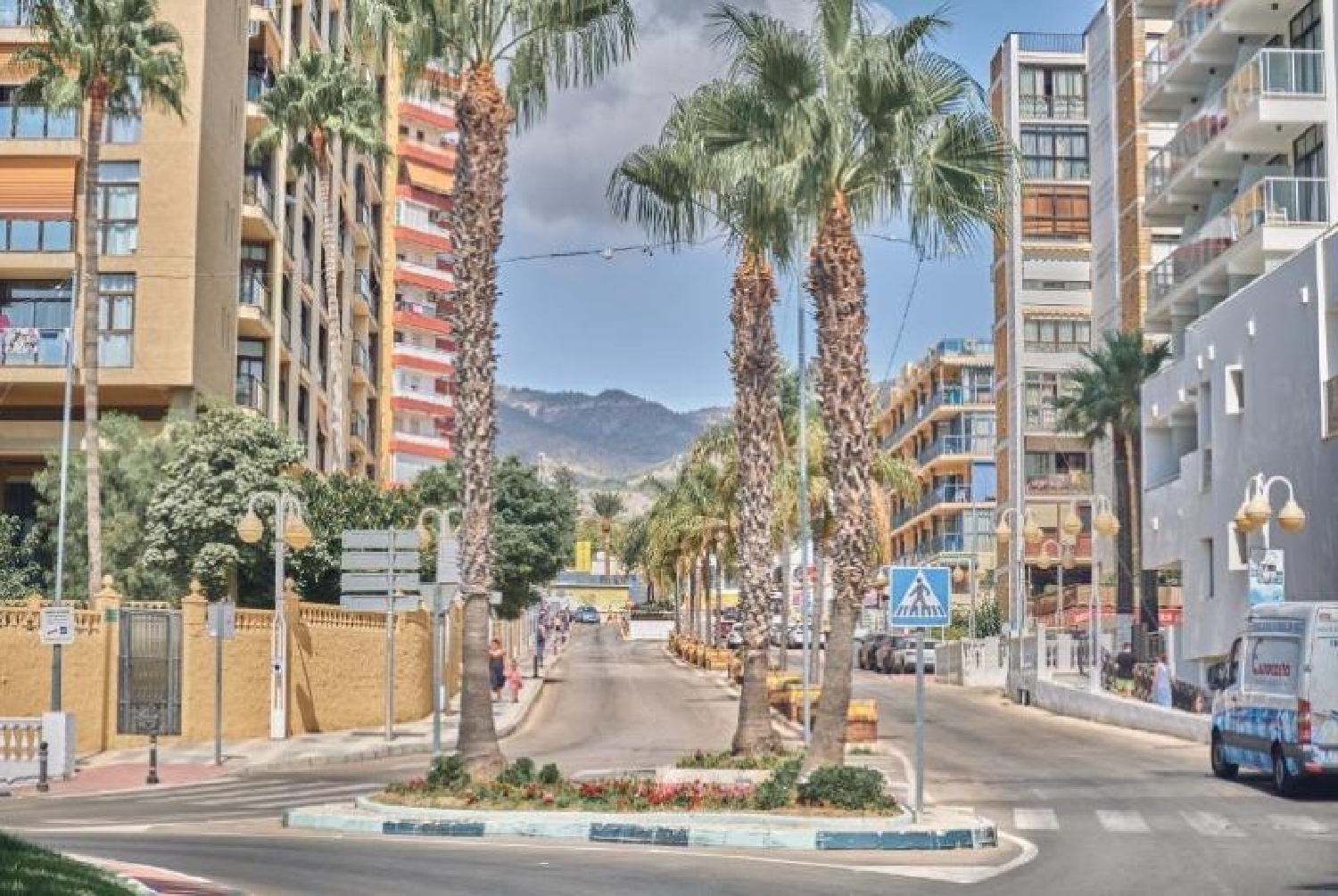  till salu kommersiell Monterrey Costa Del Sol Occidental 1