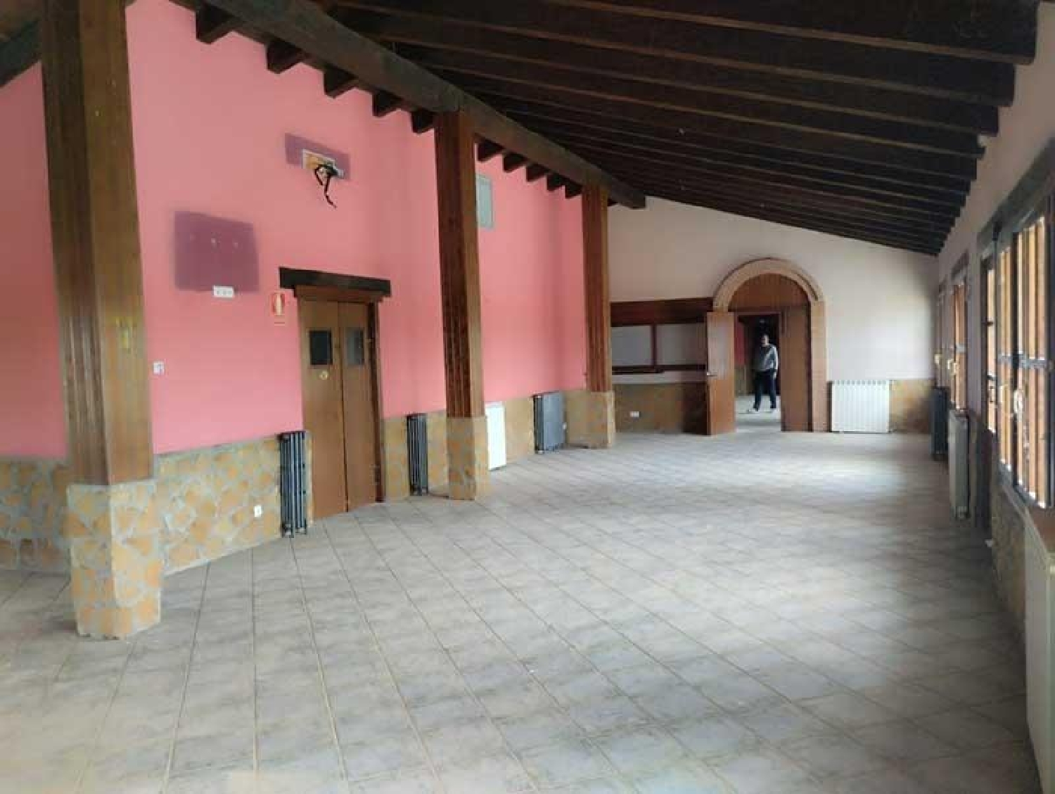 till salu kommersiell Romanos Campo De Daroca 2