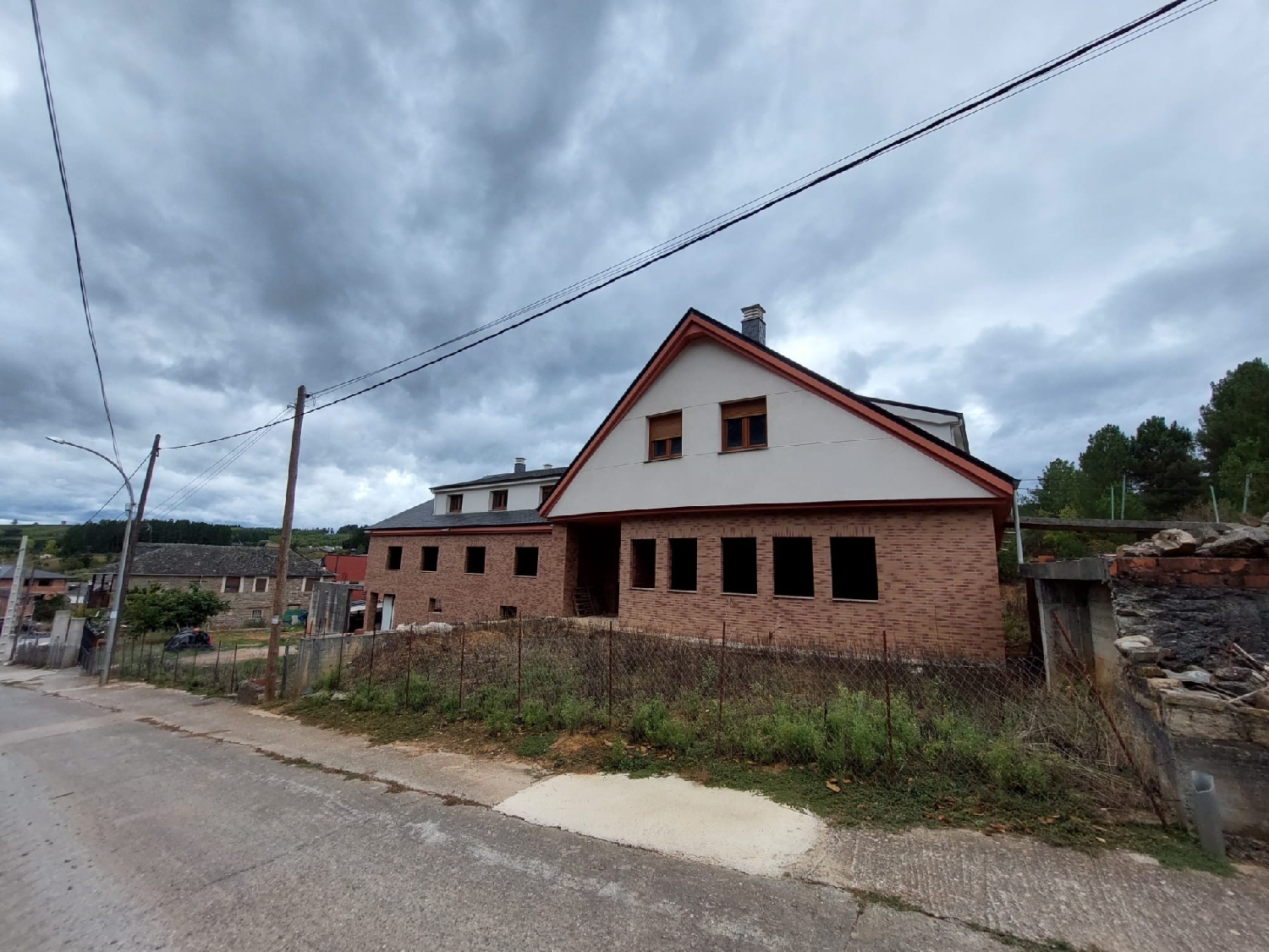  till salu kommersiell Cueto Bierzo (El) 1