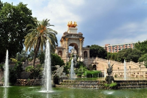 Sants-Montjuïc-La Marina-Montjuïc Barcelonès kommersiell foto 6258735