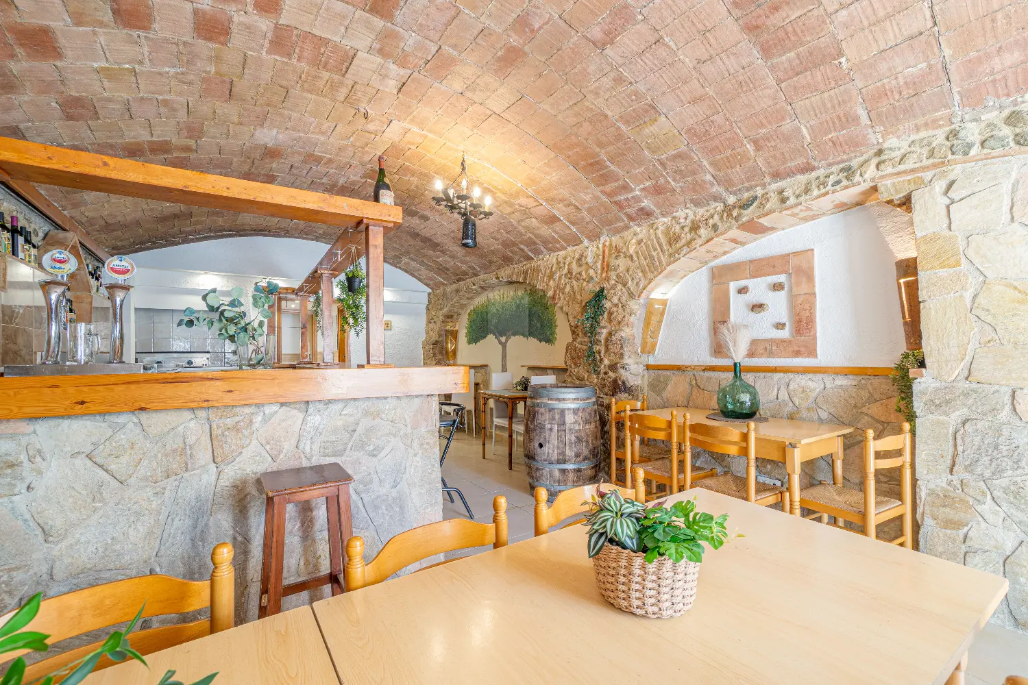 till salu kommersiell Tres Cases Alt Empordà 3