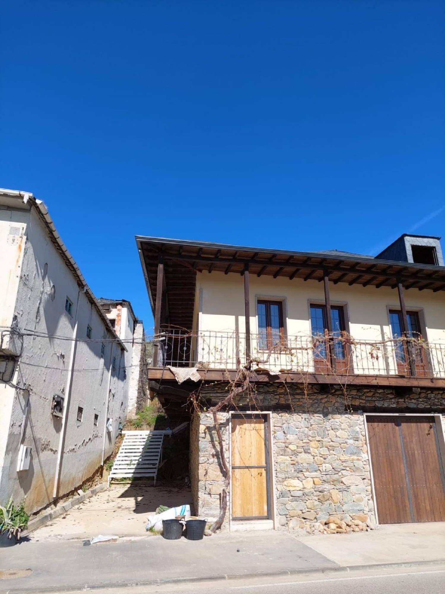  till salu kommersiell Villamartín De La Abadía Bierzo (El) 5
