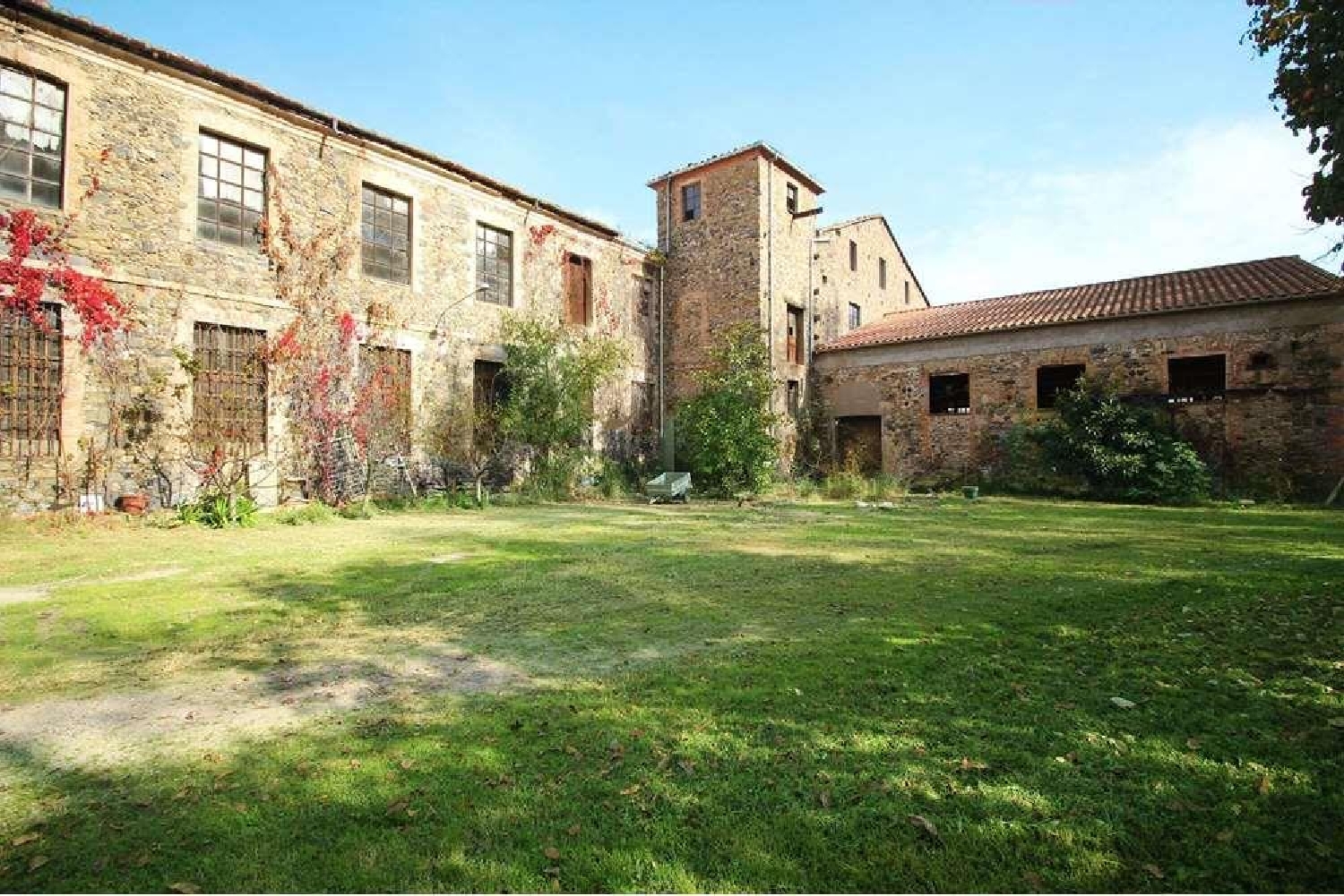 till salu hus på landet Barri De Sant Eudald Garrotxa 3