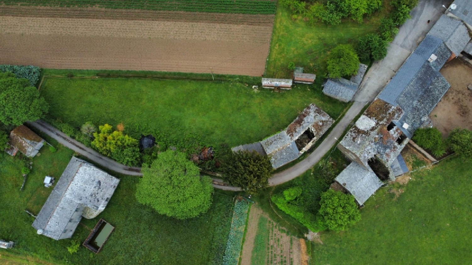  till salu hus på landet Casadán Terra Chá 4