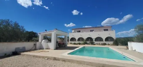 Calafat Baix Ebre hus på landet foto 6171317