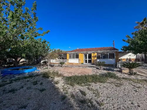 Estadio Martínez Valero Baix Vinalopó hus på landet foto 6203646