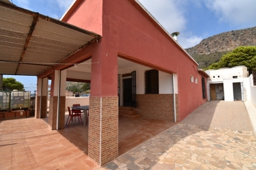 Els Siprerets Baix Vinalopó hus på landet foto 6264872