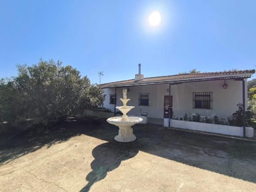Gibraleon Metropolitana De Huelva hus på landet foto 6265421
