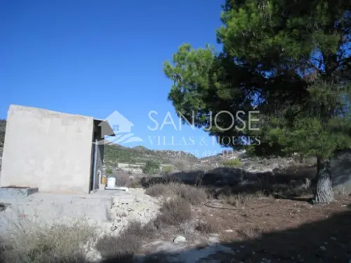 Novelda Vinalopó Mitjà hus på landet foto 6190842