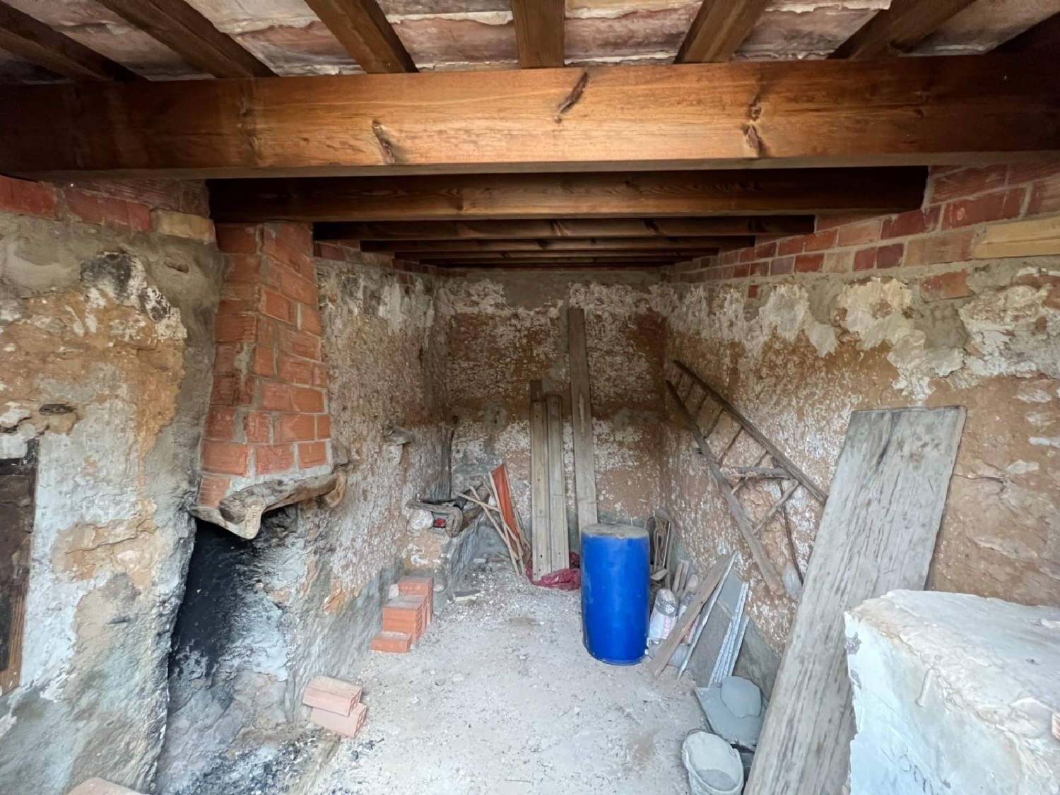  till salu hus på landet La Torre D'en Gil Baix Ebre 6