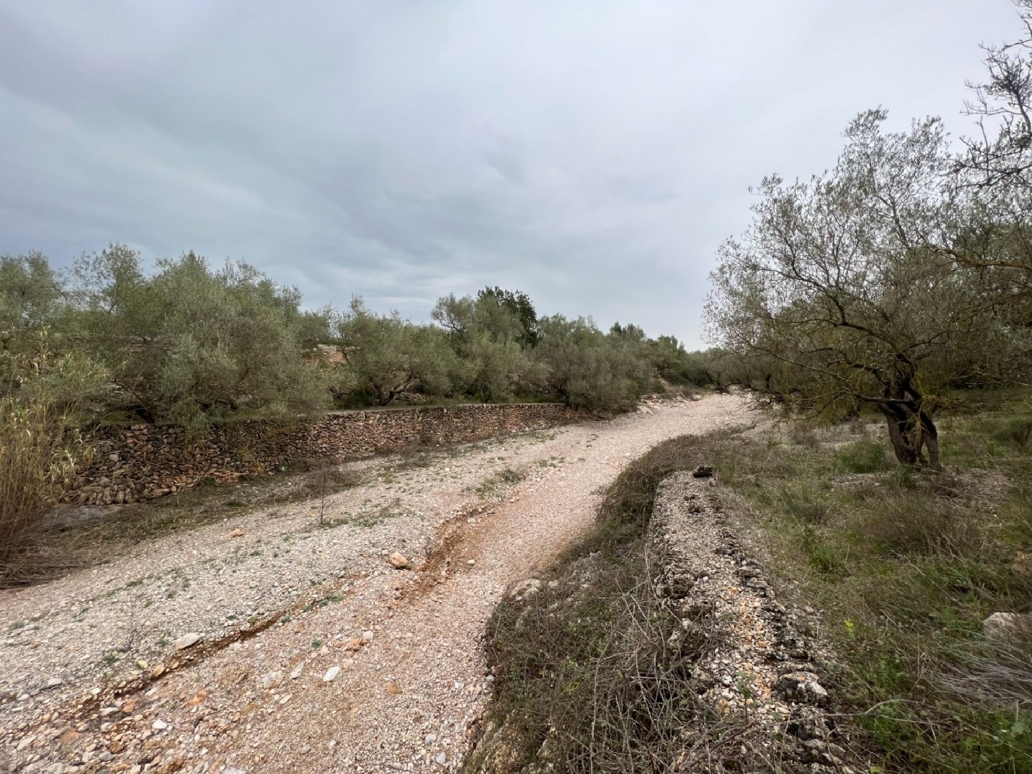  till salu hus på landet La Torre D'en Gil Baix Ebre 7