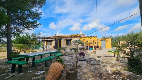 L''alia Baix Ebre hus på landet foto 6243547