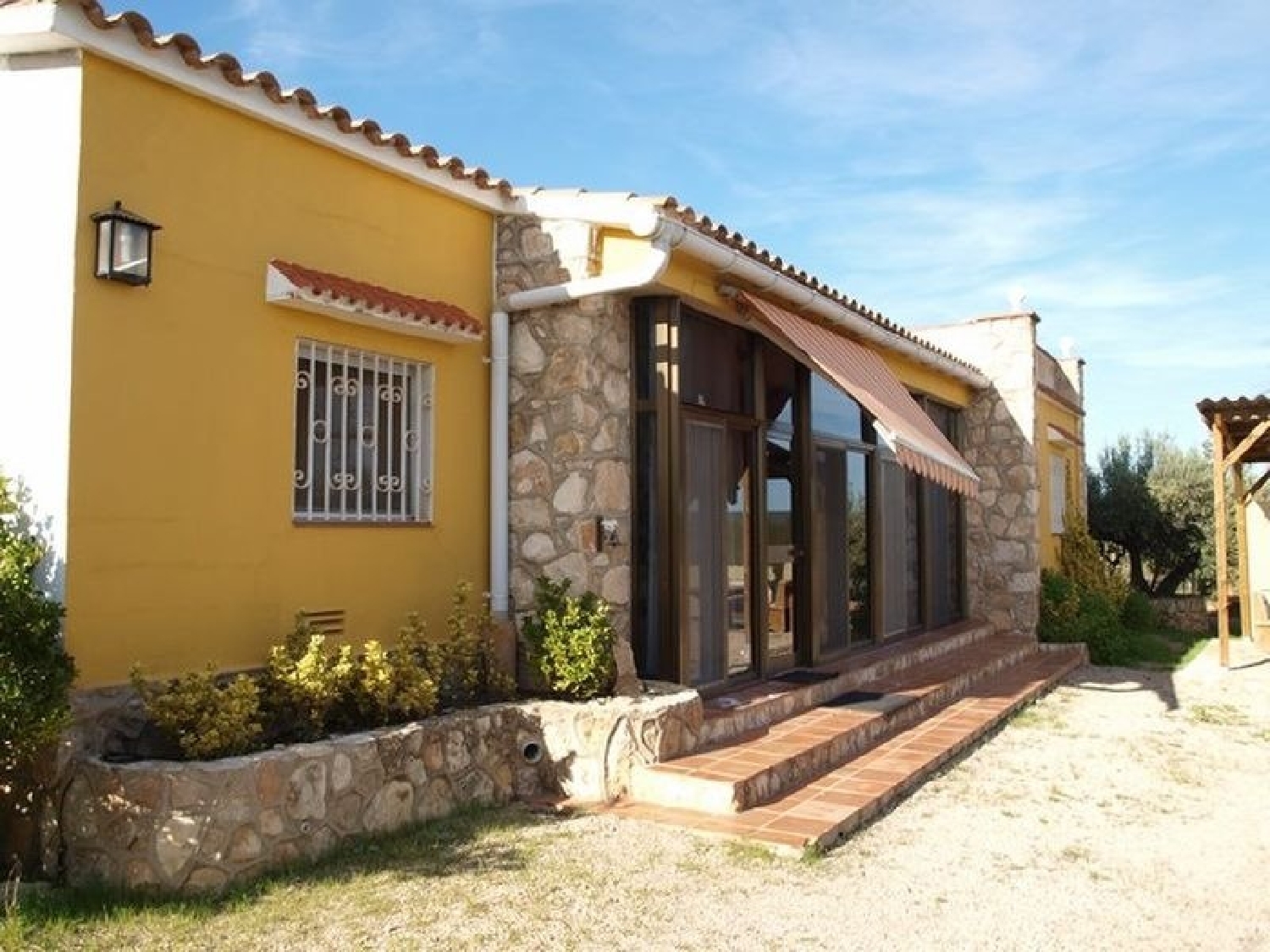till salu hus på landet L'ampolla Baix Ebre 2