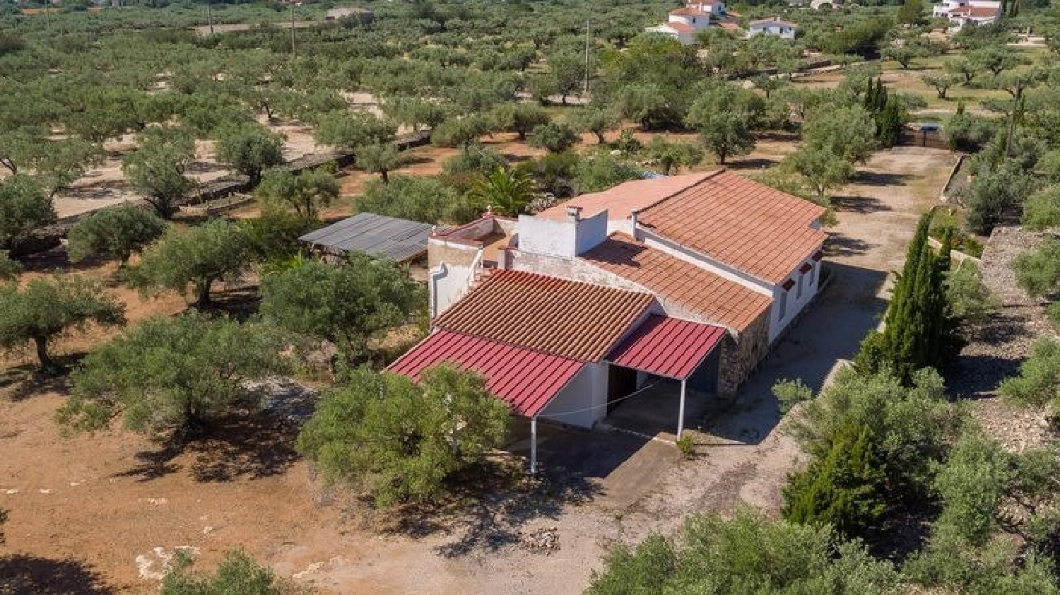 till salu hus på landet L'ampolla Baix Ebre 3