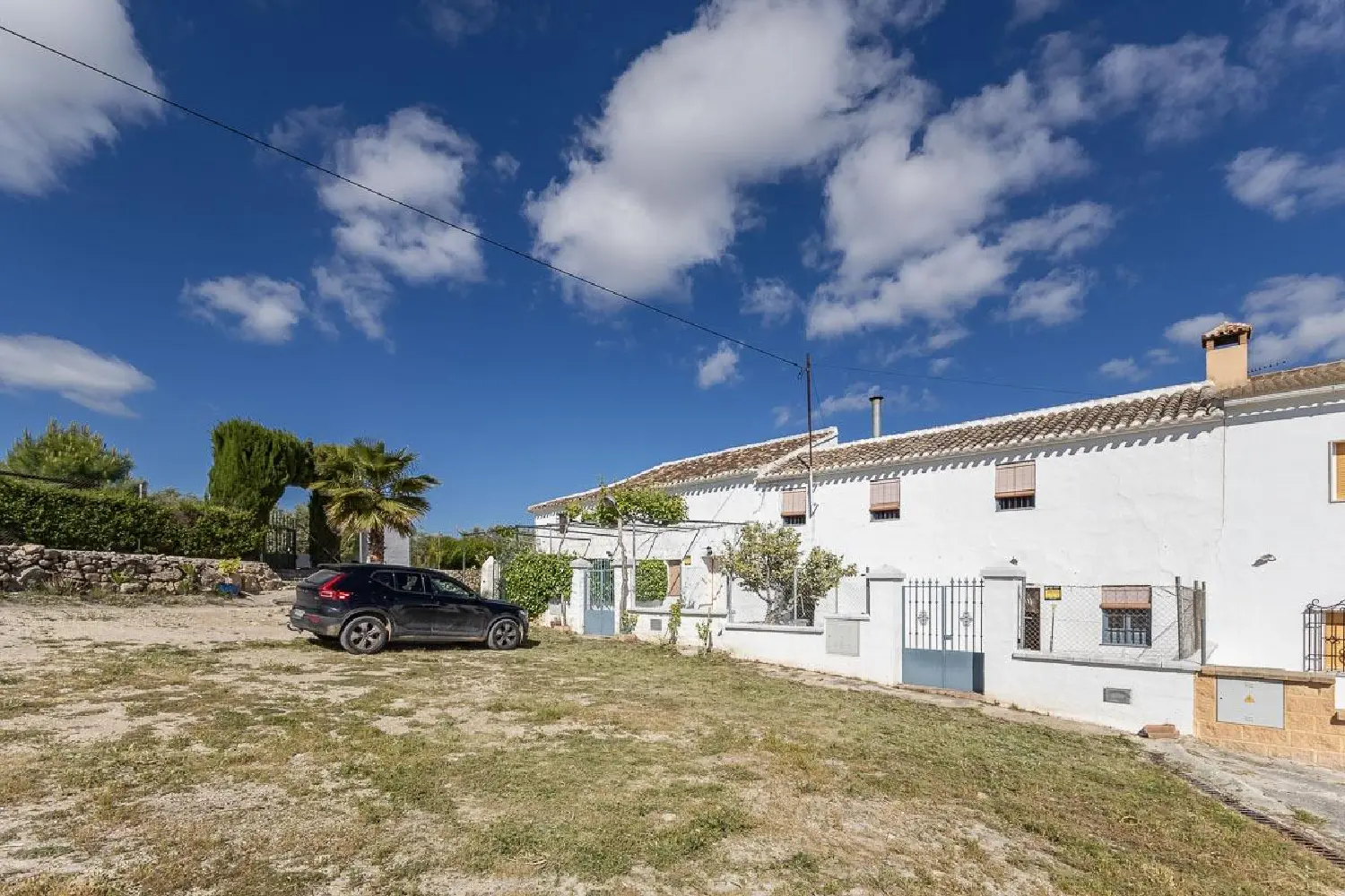  till salu hus på landet La Laguna Loja 4