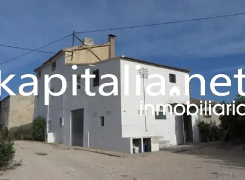 Urbanitzacio El Pilar Vall D''albaida hus på landet foto 6186578