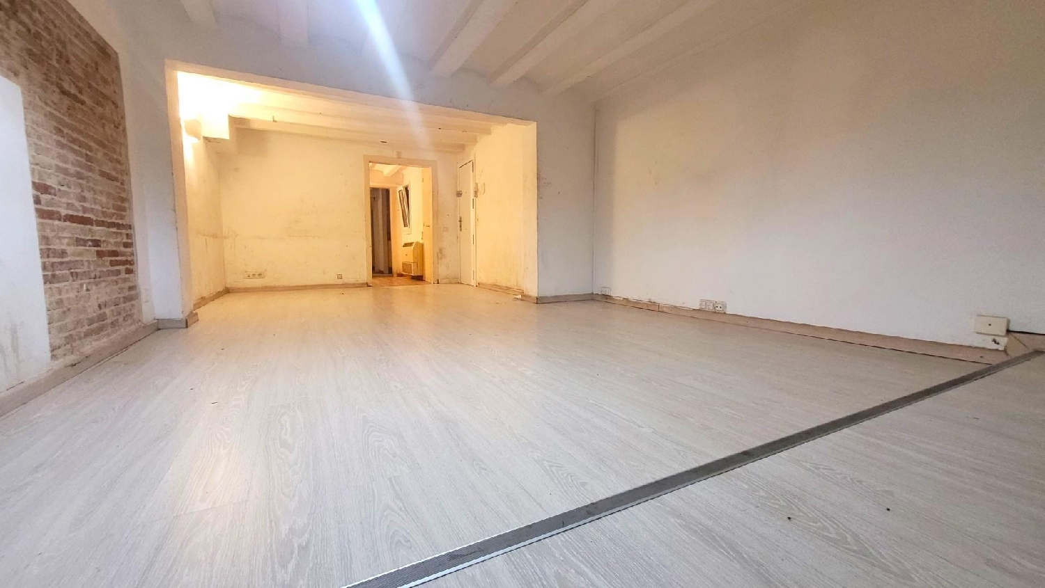 till salu etagevåning Ciutat Vella-Raval Barcelonès 2