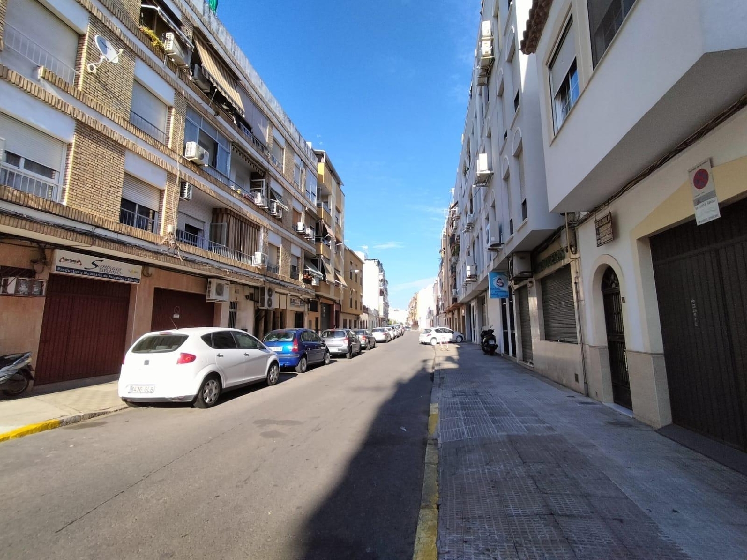  till salu butik Urbanización La Juliana Aljarafe 1