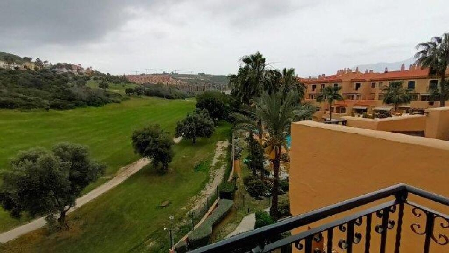  till salu etagevåning San Luis De Sabinillas Costa Del Sol Occidental 17
