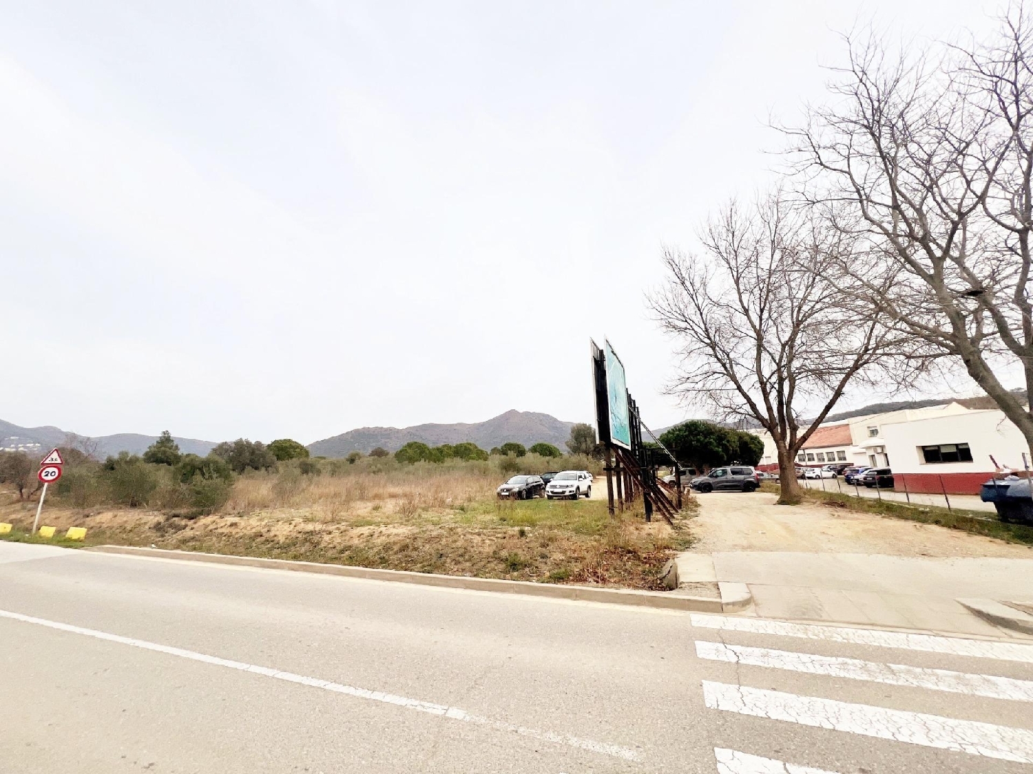 for sale plot Mas Fumats Alt Empordà 3