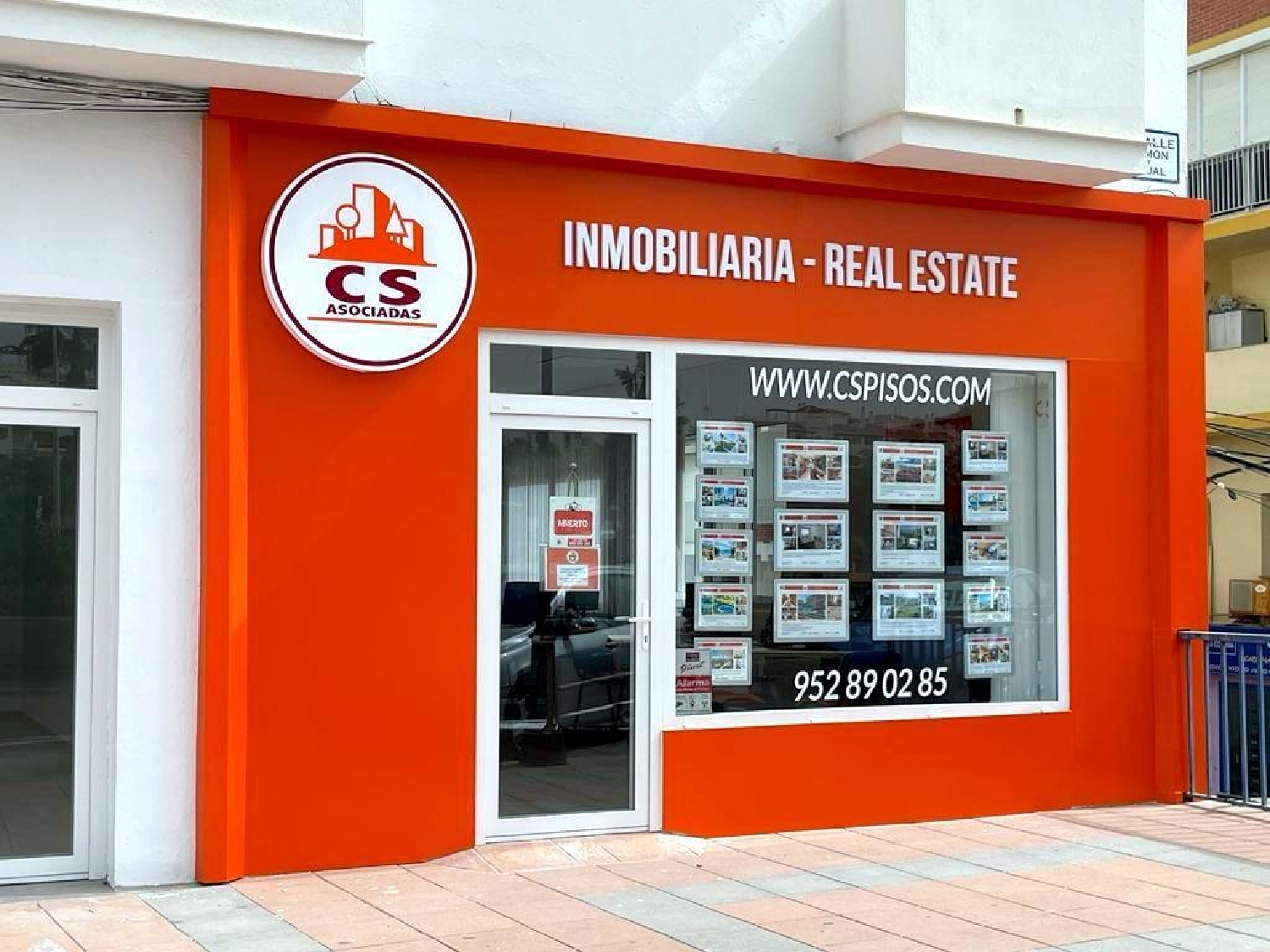 till salu garage La Duquesa Costa Del Sol Occidental 2