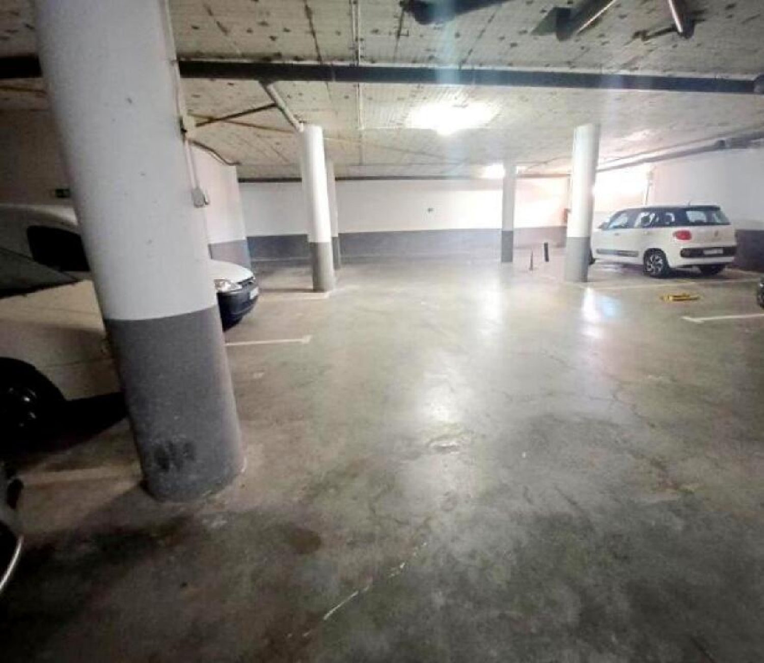  till salu garage San Luis De Sabinillas Costa Del Sol Occidental 1