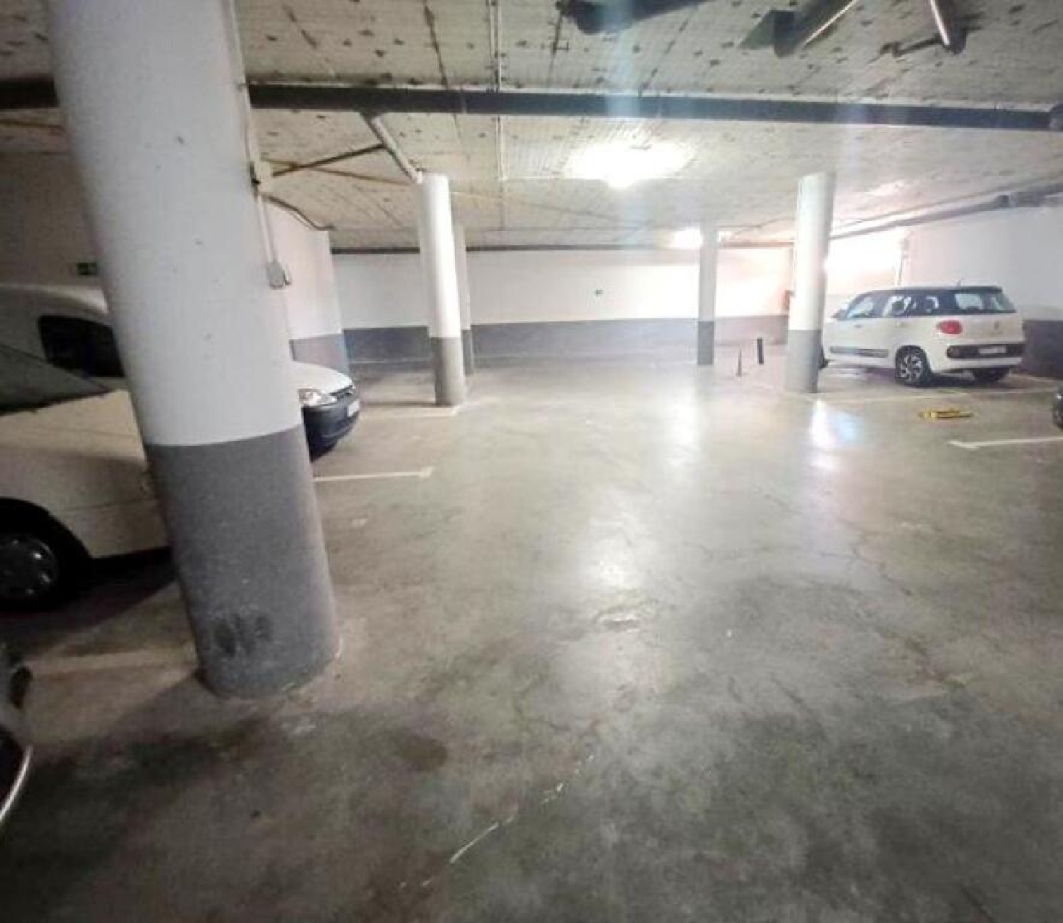 till salu garage San Luis De Sabinillas Costa Del Sol Occidental 1